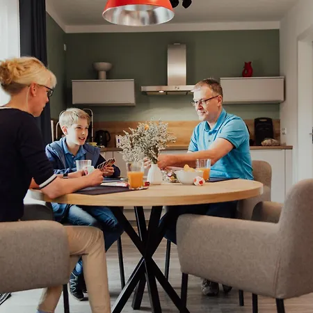 Alk Obergeschoss Διαμέρισμα *